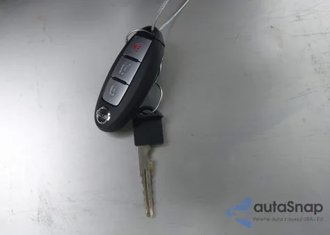 2015 Nissan Rogue Sv z USA, uszkodzony, nr VIN 5N1AT2MV4FC820811